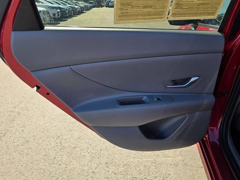 Used 2023 Hyundai Elantra SEL w/ Cargo Package image 16