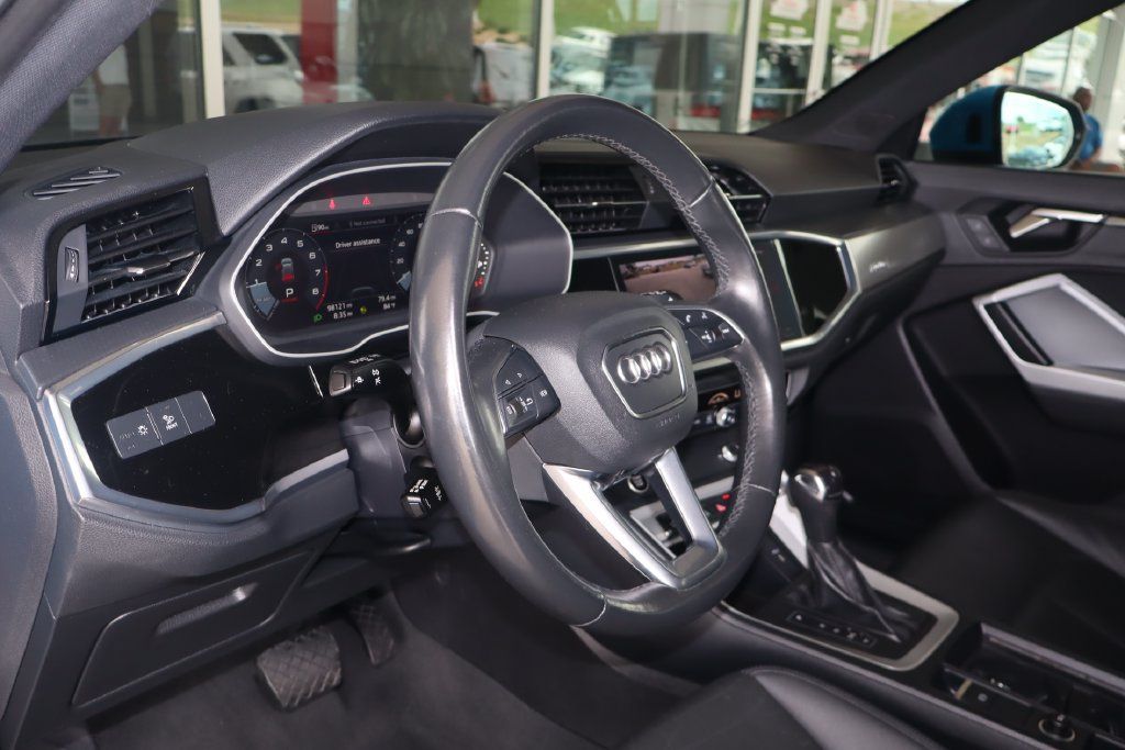 Used 2023 Audi Q3 2.0T Premium AWD/4WD image 18