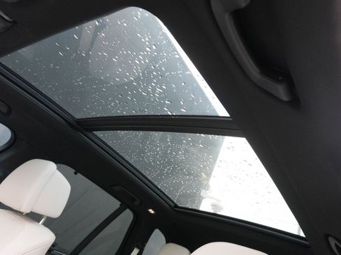 Certified 2022 BMW X5 xDrive45e image 14