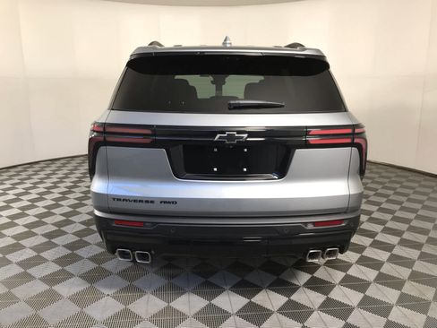 New 2026 Chevrolet Traverse LT w/ Midnight/Sport Edition image 16