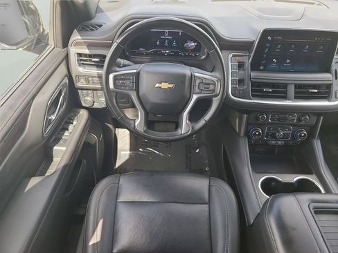 Used 2024 Chevrolet Suburban LT AWD/4WD image 18