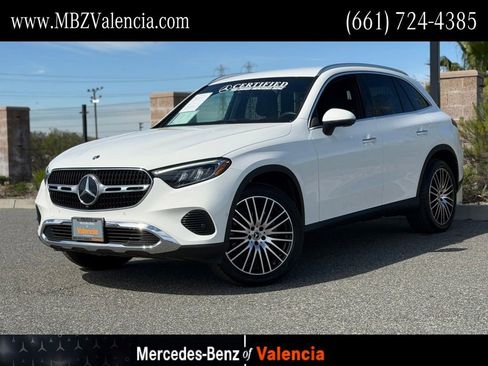 Used 2024 Mercedes-Benz GLC 300 image 1