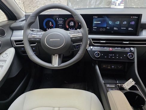 New 2026 Hyundai Sonata SEL FWD image 17