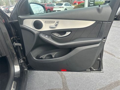 Used 2022 Mercedes-Benz GLC 300 image 15