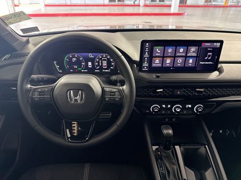 Used 2023 Honda Accord Sport image 16