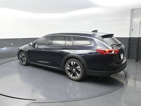 Used 2019 Buick Regal Preferred w/ Sights and Sounds Package AWD/4WD image 8