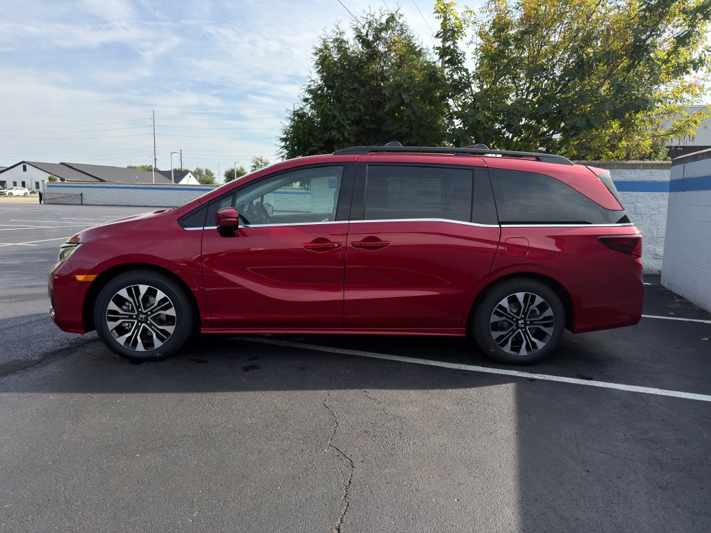 New 2027 Honda Odyssey Elite image 2