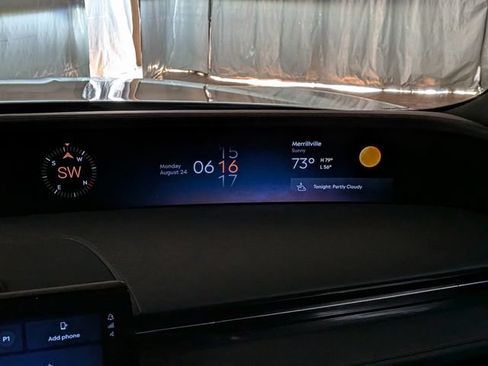 Certified 2024 Lincoln Nautilus Premier w/ Jet Appearance Package AWD/4WD image 38