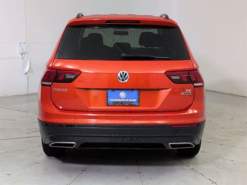 Used 2018 Volkswagen Tiguan S image 5