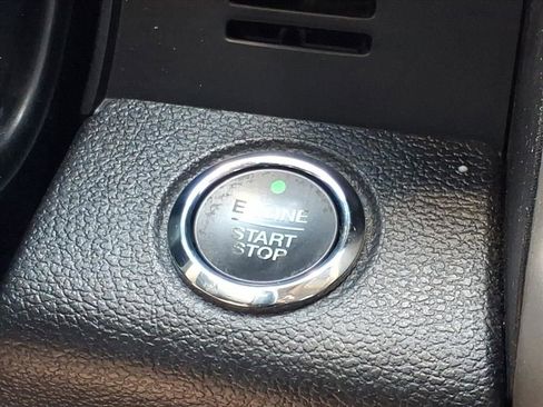Used 2018 Ford F150 Lariat AWD/4WD image 9