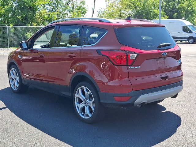 Used 2019 Ford Escape Titanium AWD/4WD image 9