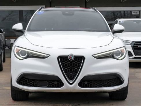 Used 2018 Alfa Romeo Stelvio Ti Sport image 8