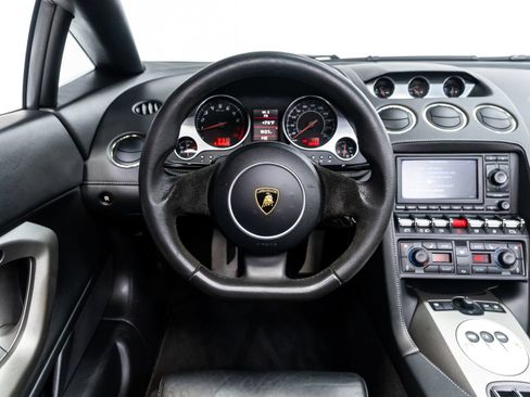 Used 2011 Lamborghini Gallardo LP 560-4 AWD/4WD image 17