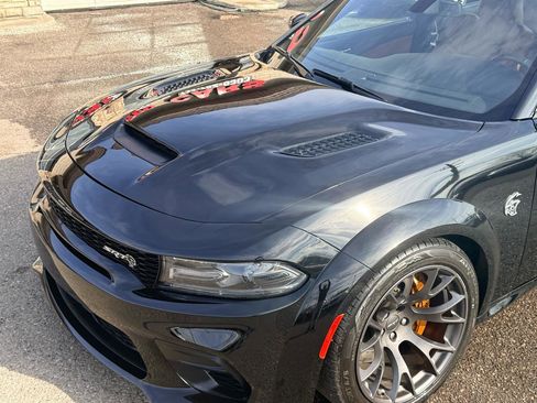 Used 2022 Dodge Charger SRT Hellcat w/ SRT Black Package image 7