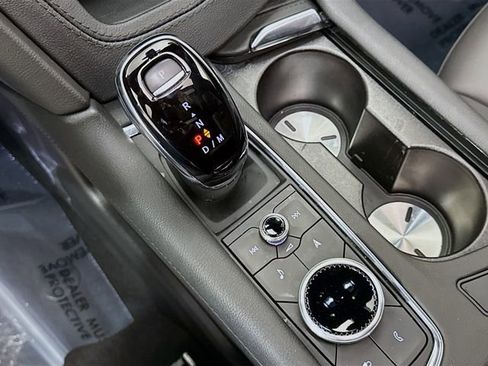 Used 2024 Cadillac XT6 Premium Luxury image 20