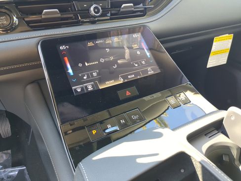 New 2026 INFINITI QX80 Luxe w/ Cargo Package image 17