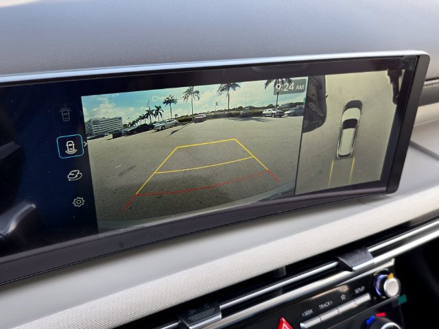 New 2026 Hyundai Tucson Limited FWD image 10