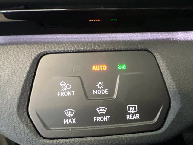 Used 2021 Volkswagen ID.4 Pro S AWD/4WD image 32