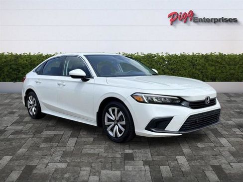 Used 2024 Honda Civic LX image 9