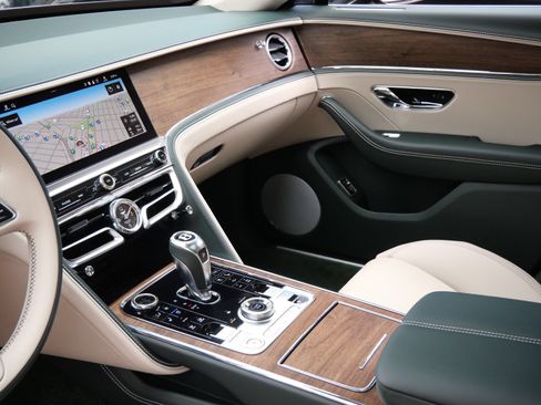 New 2026 Bentley Flying Spur Plug-In Hybrid AWD/4WD image 14