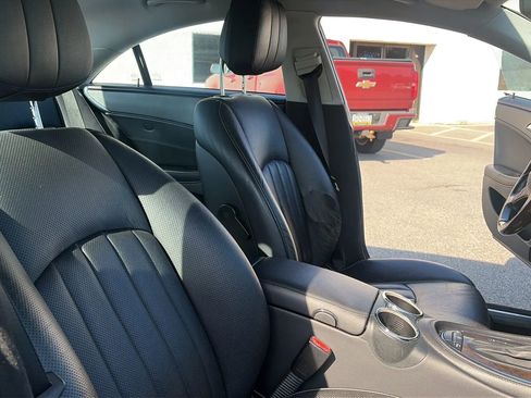 Used 2010 Mercedes-Benz CLS 550 image 38