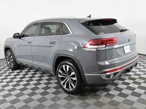 Used 2020 Volkswagen Atlas Cross Sport SEL R-Line image 9