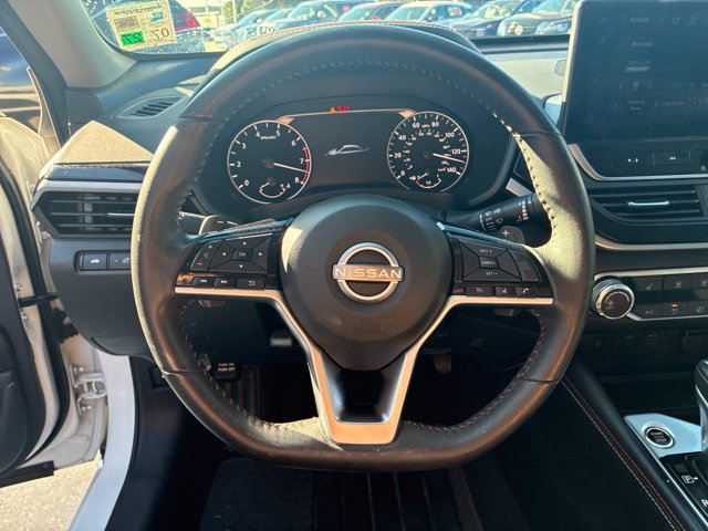 Used 2024 Nissan Altima 2.5 SR w/ SR Premium Package FWD image 22