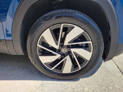 Used 2026 Volkswagen Atlas SE FWD image 21