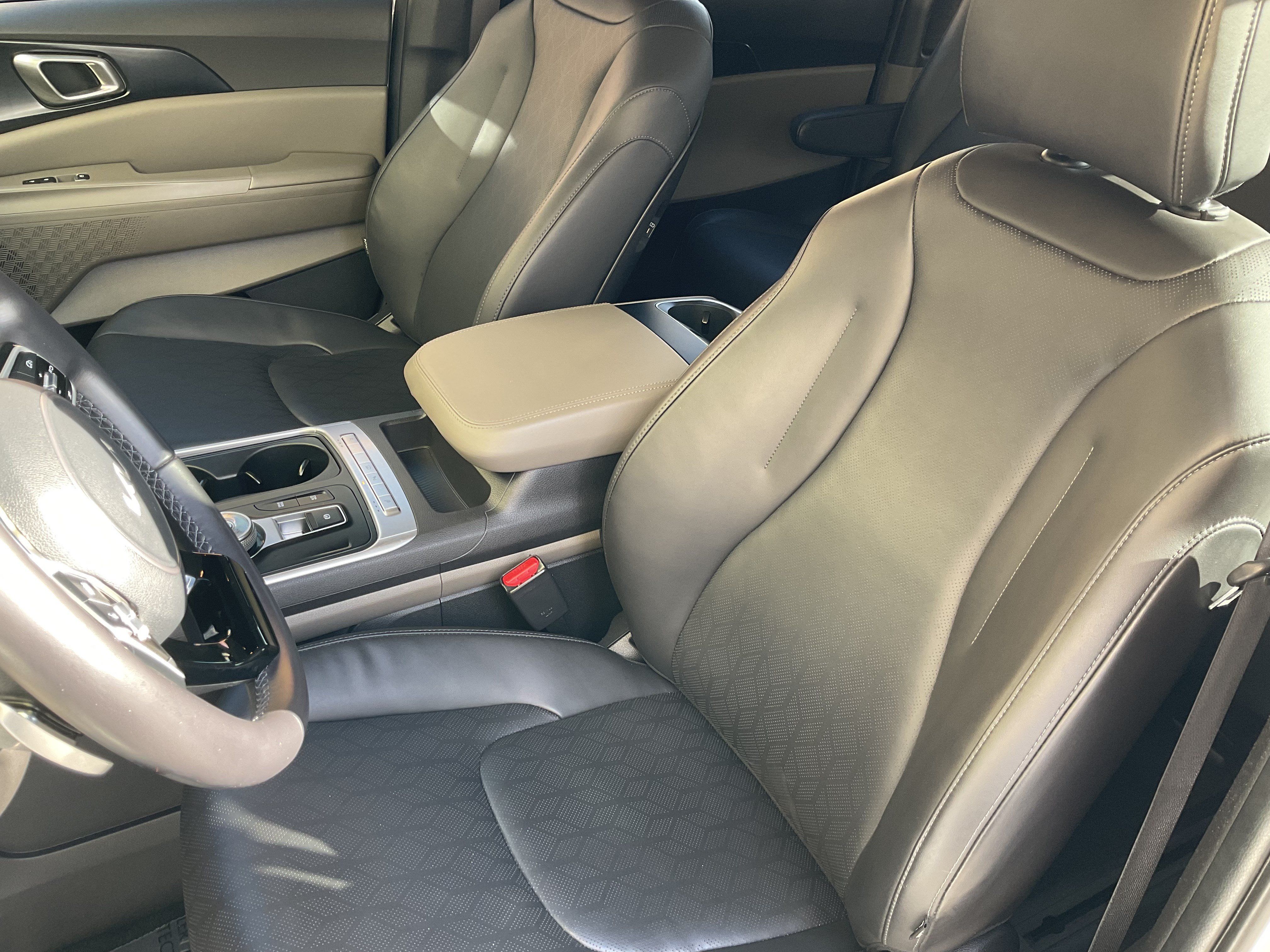 Used 2026 Kia Carnival LXS FWD image 30