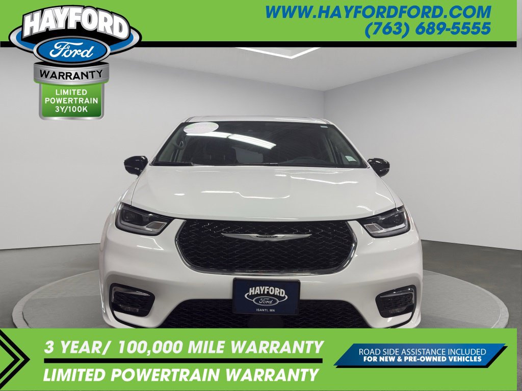 Used 2024 Chrysler Pacifica Limited FWD image 6