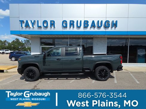 New 2026 Chevrolet Silverado 2500 LT w/ Trail Boss Package AWD/4WD image 1