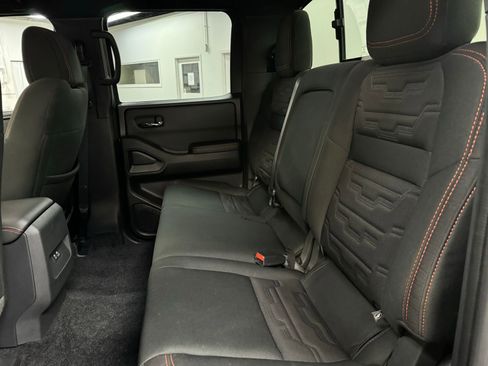 Used 2023 Nissan Frontier PRO-4X w/ Tow Package image 12