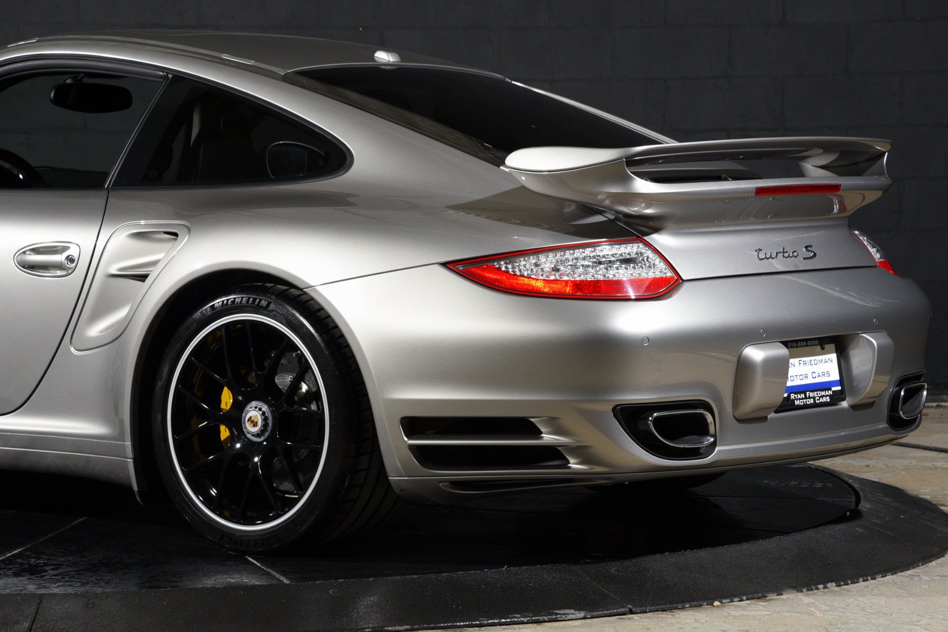 Used 2013 Porsche 911 Turbo S AWD/4WD image 21