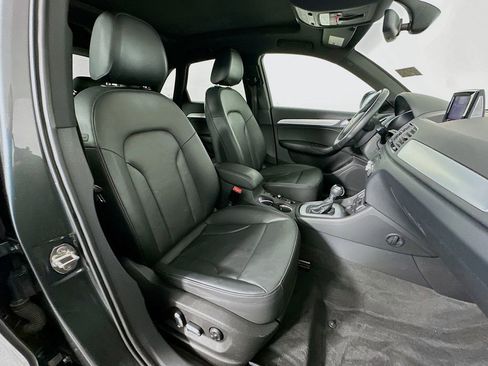 Used 2018 Audi Q3 2.0T Premium w/ Convenience Package image 28