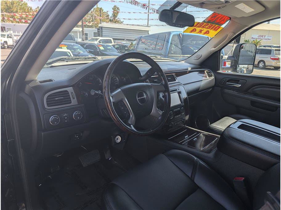 Used 2013 GMC Sierra 3500 Denali AWD/4WD image 5
