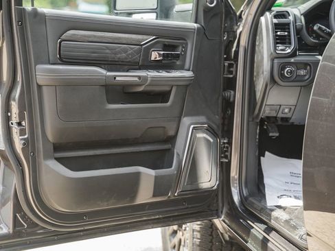 New 2026 RAM 2500 Limited AWD/4WD image 45