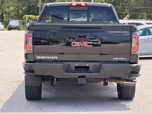 Used 2018 GMC Sierra 1500 Denali AWD/4WD image 3