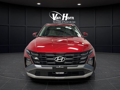 Used 2025 Hyundai Tucson SEL AWD/4WD image 2