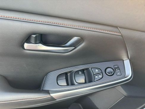 Used 2023 Nissan Sentra SR w/ Trunk Package FWD image 14