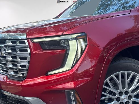 New 2026 GMC Acadia Denali w/ Super Cruise Package FWD image 3
