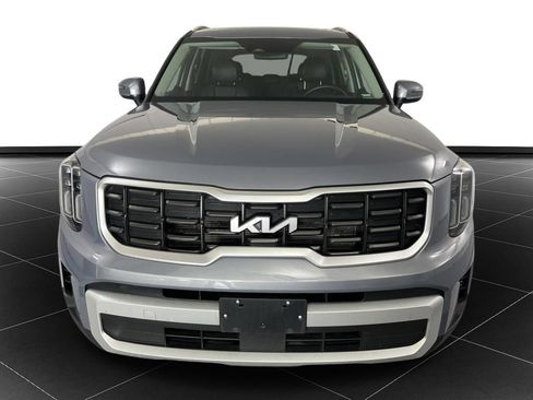 Used 2025 Kia Telluride S FWD image 8