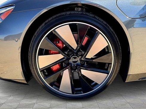 New 2026 Audi S e-tron GT Prestige image 11