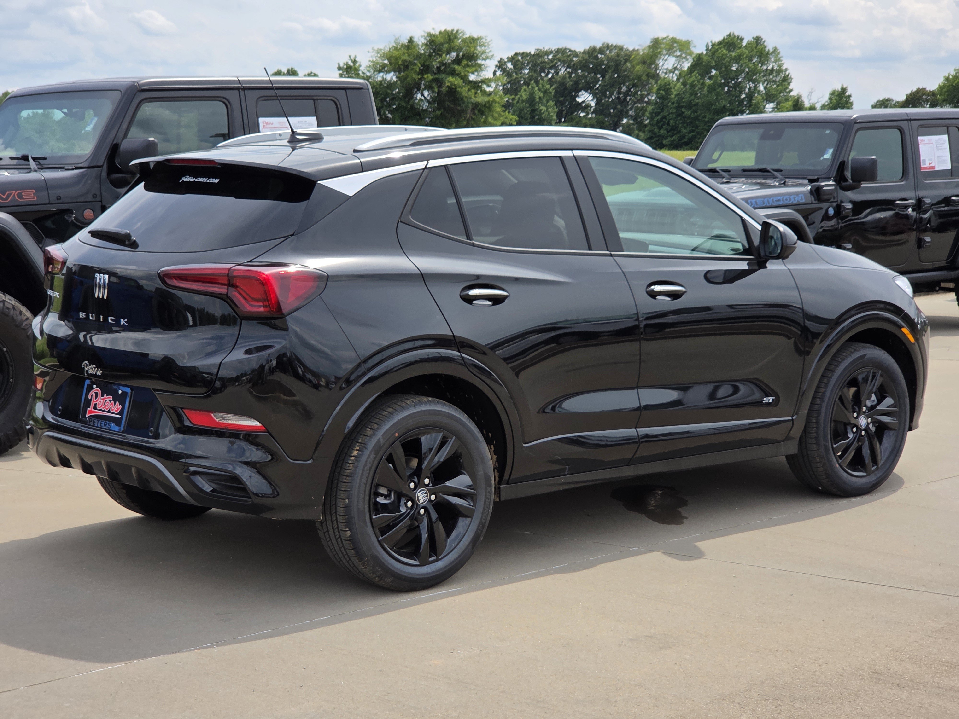 New 2026 Buick Encore GX Sport Touring w/ Advanced Technology Package FWD image 3