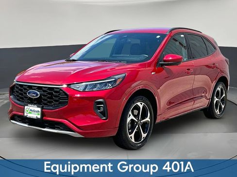 Used 2023 Ford Escape ST-Line Select AWD/4WD image 3