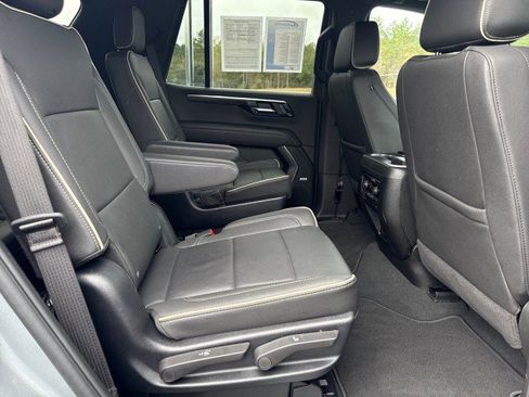 Used 2025 Chevrolet Tahoe Premier image 13