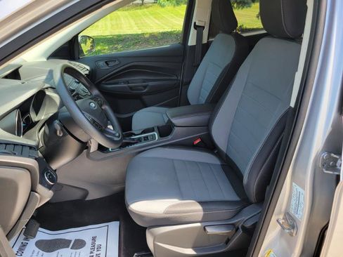Used 2019 Ford Escape S FWD image 6