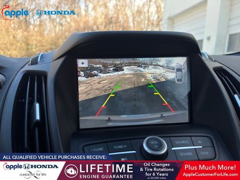 Used 2017 Ford Escape SE w/ Equipment Group 201A image 7