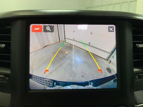 Used 2023 RAM 1500 Big Horn AWD/4WD image 7