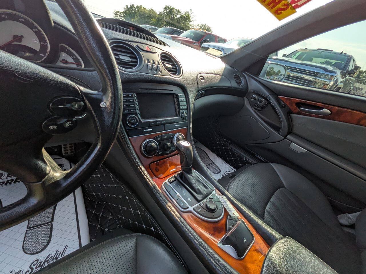 Used 2005 Mercedes-Benz SL 55 AMG image 18