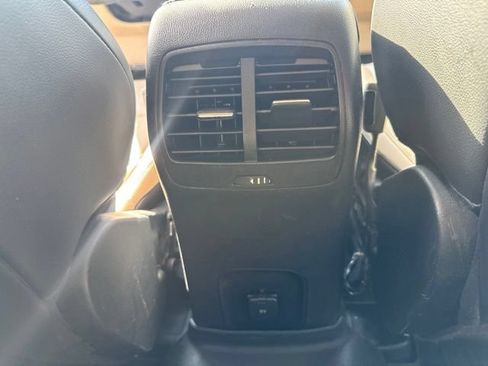 Used 2020 Ford Escape SEL FWD image 14